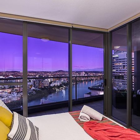 African Escape On Level 38 - Balcony With Views Бризбейн Екстериор снимка