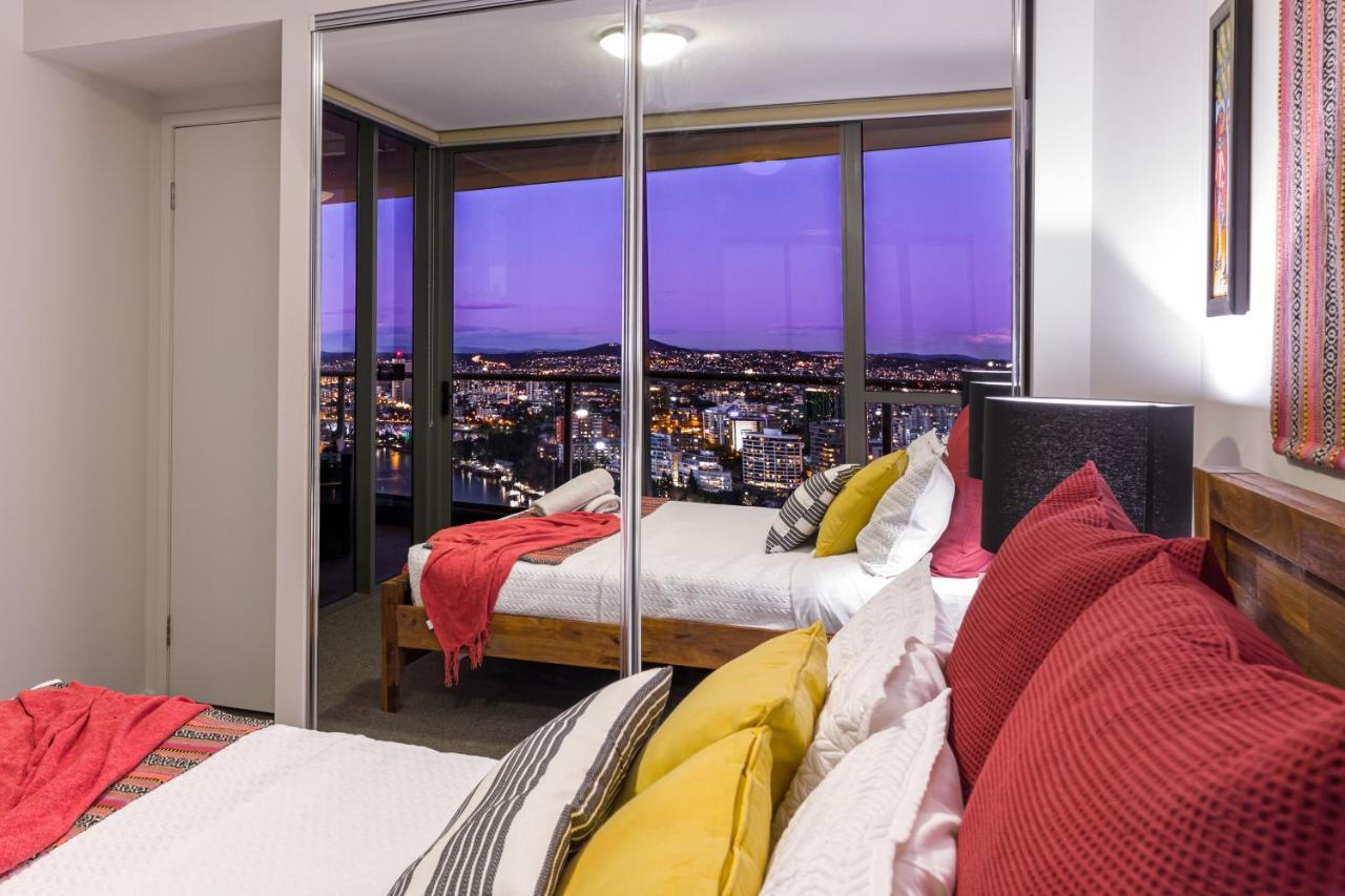 African Escape On Level 38 - Balcony With Views Бризбейн Екстериор снимка