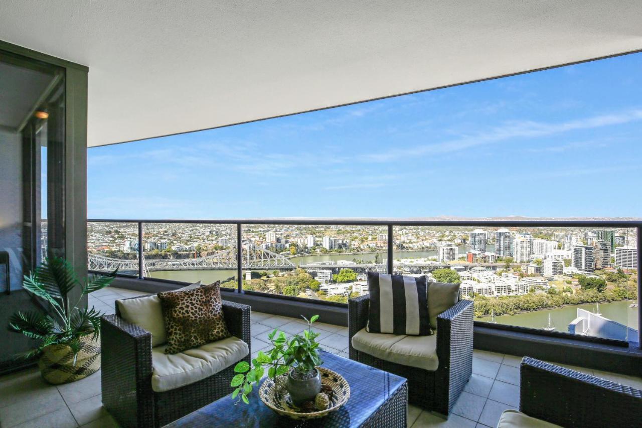 African Escape On Level 38 - Balcony With Views Бризбейн Екстериор снимка