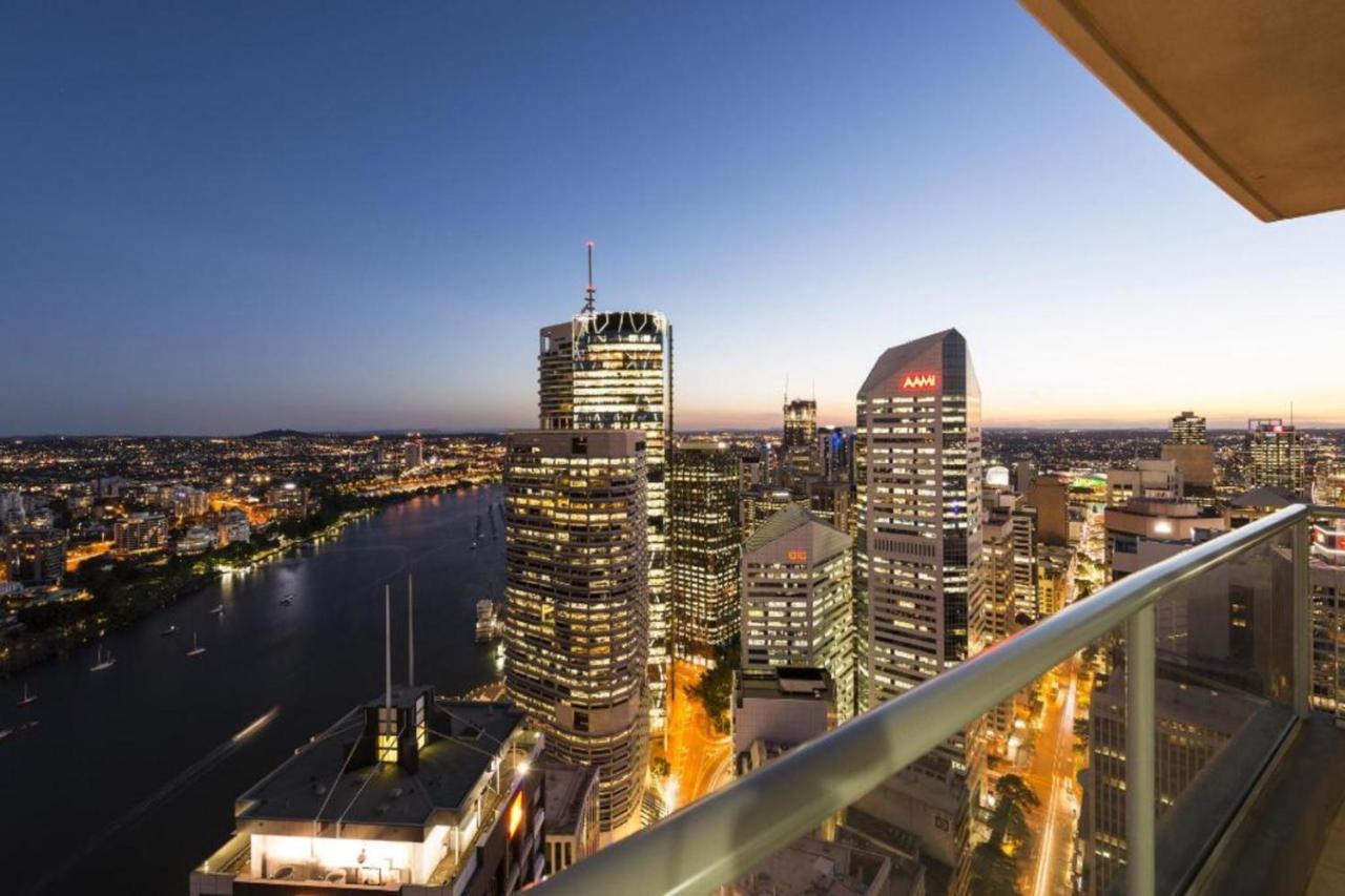 African Escape On Level 38 - Balcony With Views Бризбейн Екстериор снимка